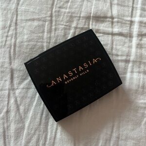 Anastasia Beverly Hills Bronzer in Rich Amber BNIB